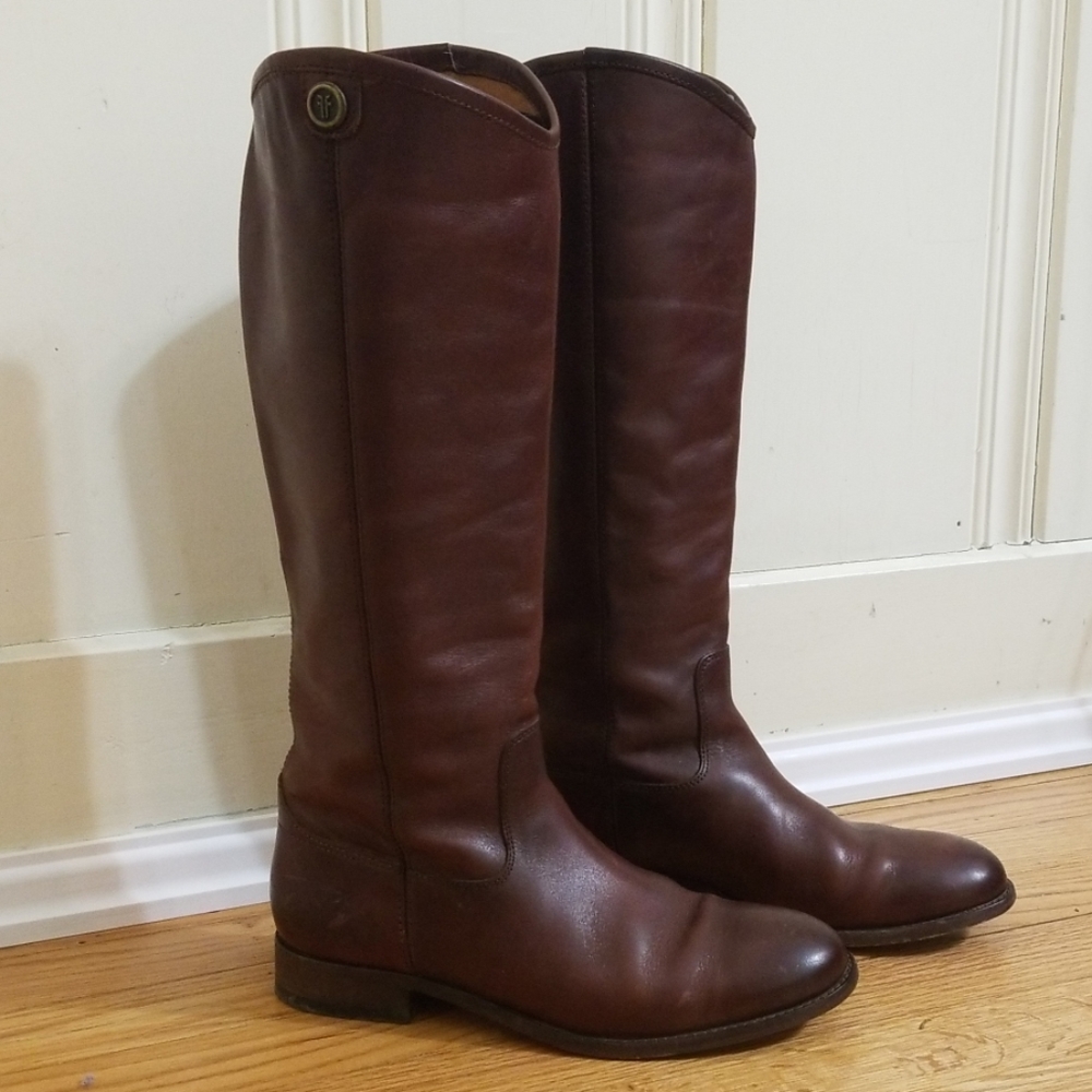 Frye Melissa Button 2 boots in Redwood
